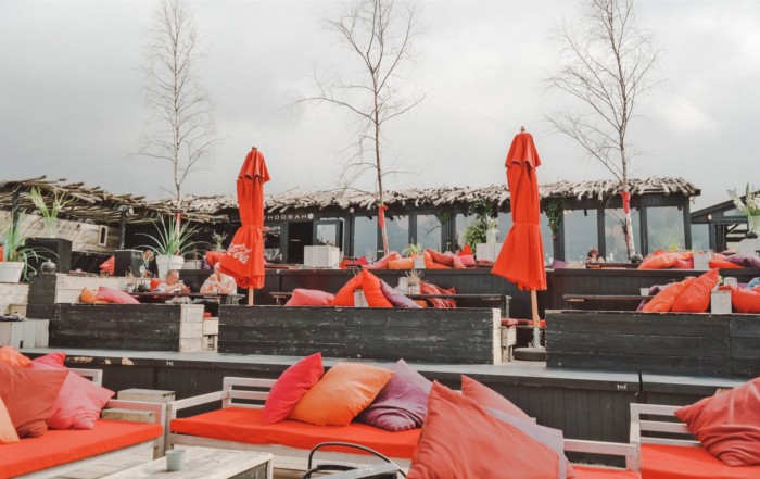 WHOOSAH DEN HAAG: NIET TE MISSEN BEACHCLUB AAN HET ZWARTE PAD