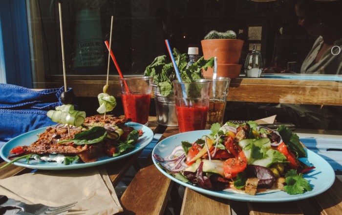 APPELTJE EITJE DEN HAAG: GEZELLIGE LUNCHROOM IN DE PRINS HENDRIKSTRAAT