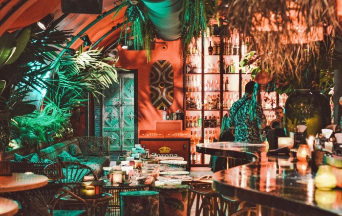 RUM CLUB UTRECHT: TROPICAL FOOD, DRINKS & MUSIC AAN DE OUDEGRACHT