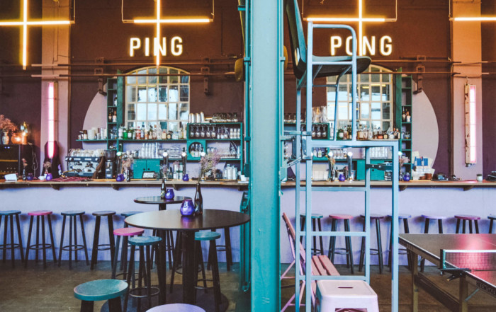 PING PONG CLUB UTRECHT: UTRECHTSTE BIERTJES & ARABISCHE MEZZE IN TREINLOODS