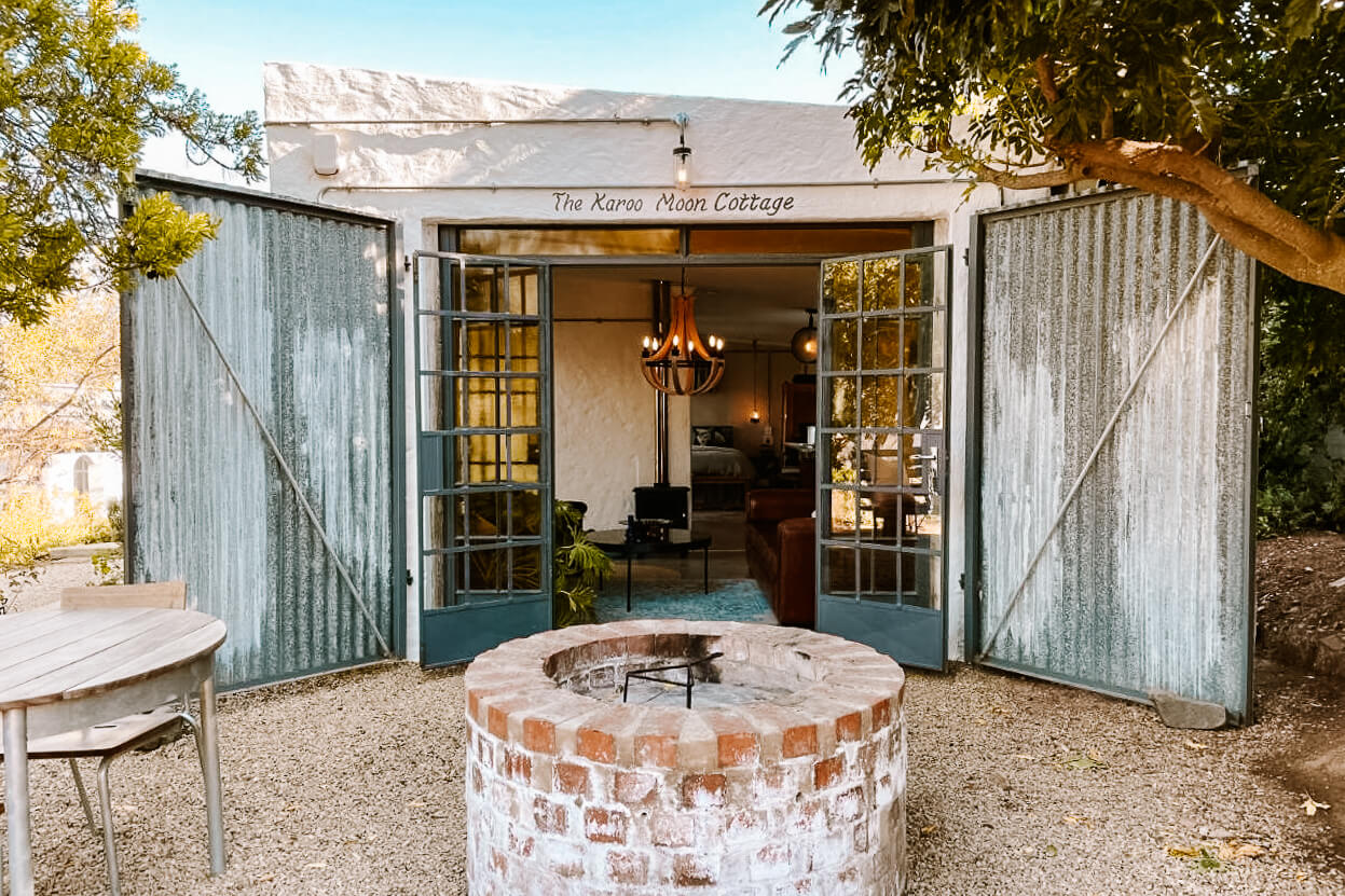 © The Karoo Moon House & Cottage